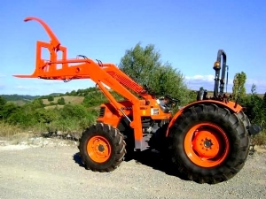 Kubota Me 9000 Traktr e