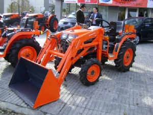 Kubota 2530 traktr e