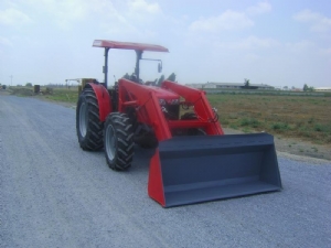 Massey Ferguson 3635 Traktr e rn resmi