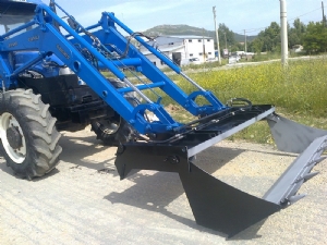 Traktor kepce CANLI