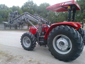 Massey 2635 traktr kepe / canl tarm i