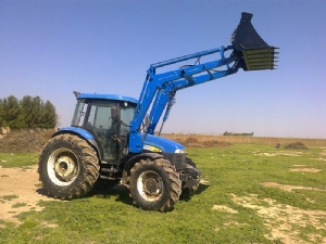 Newholland TD Traktr n ykleyici