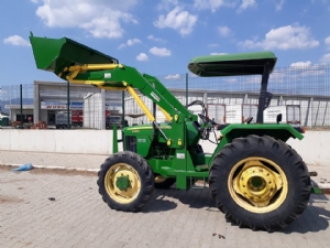 Johndeere traktr n ykleyici kepe